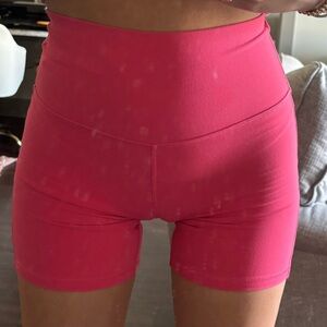 lululemon Align™ High-Rise Short 6" , Size 4, color lip gloss